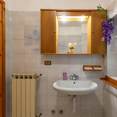Glicine By Interhome Vakantiehuis