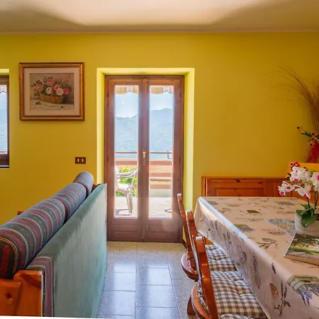 Glicine By Interhome Vakantiehuis Stazzona